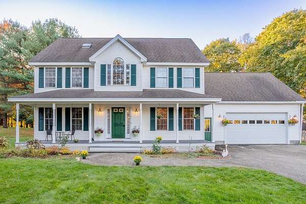 2 Acres of Residential Land with Home for Sale in Pepperell, Massachusetts