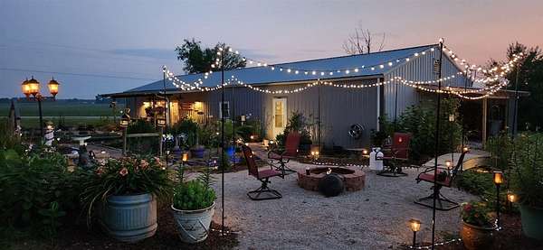 4 Acres of Residential Land with Home for Sale in Bowling Green, Kentucky