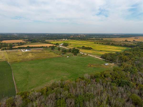 20 Acres of Recreational Land & Farm for Sale in Jonesburg, Missouri