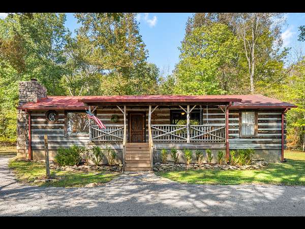 30.8 Acres of Recreational Land with Home for Sale in Columbia, Tennessee