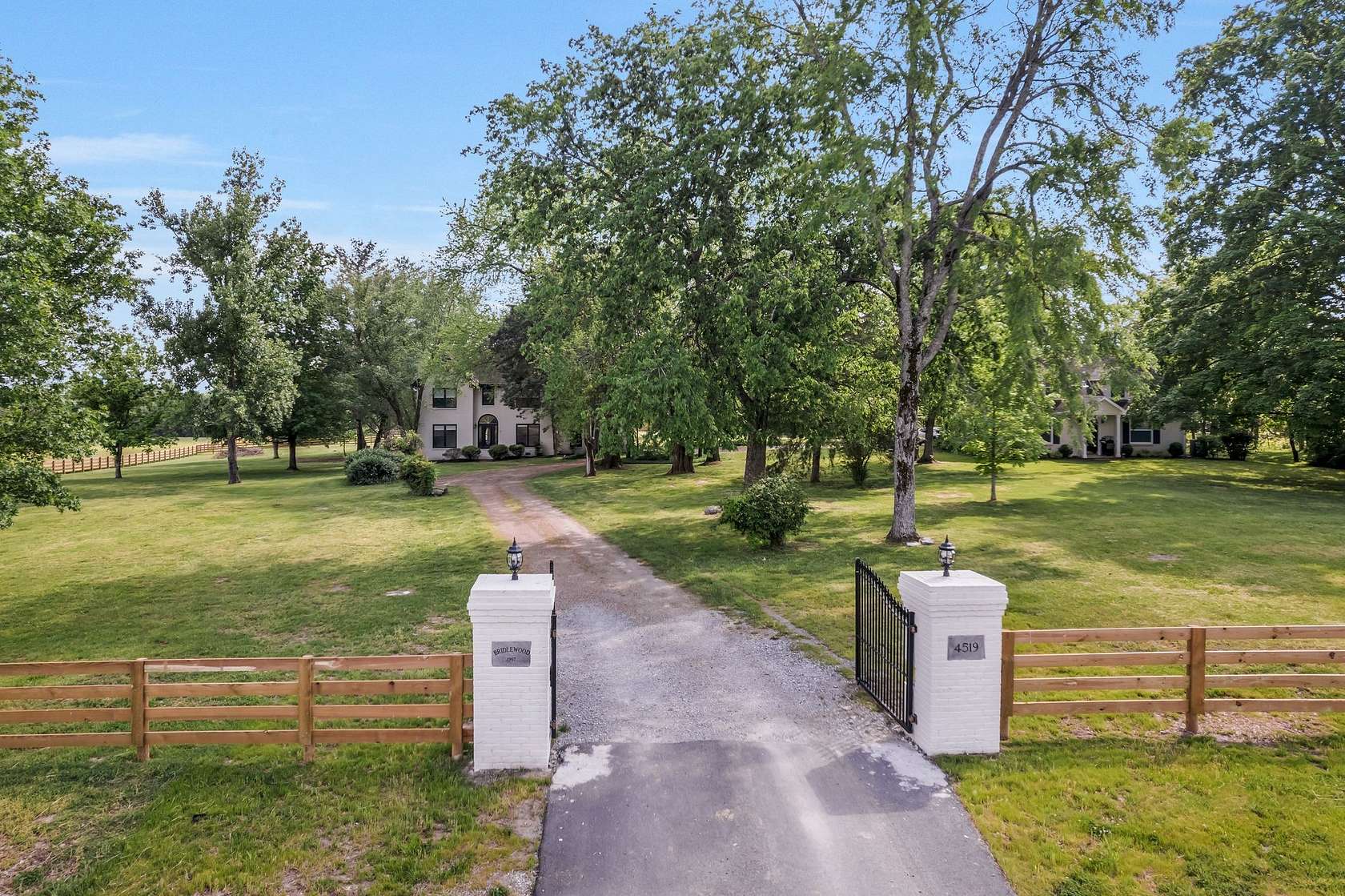 5 Acres of Land with Home for Sale in Franklin, Tennessee