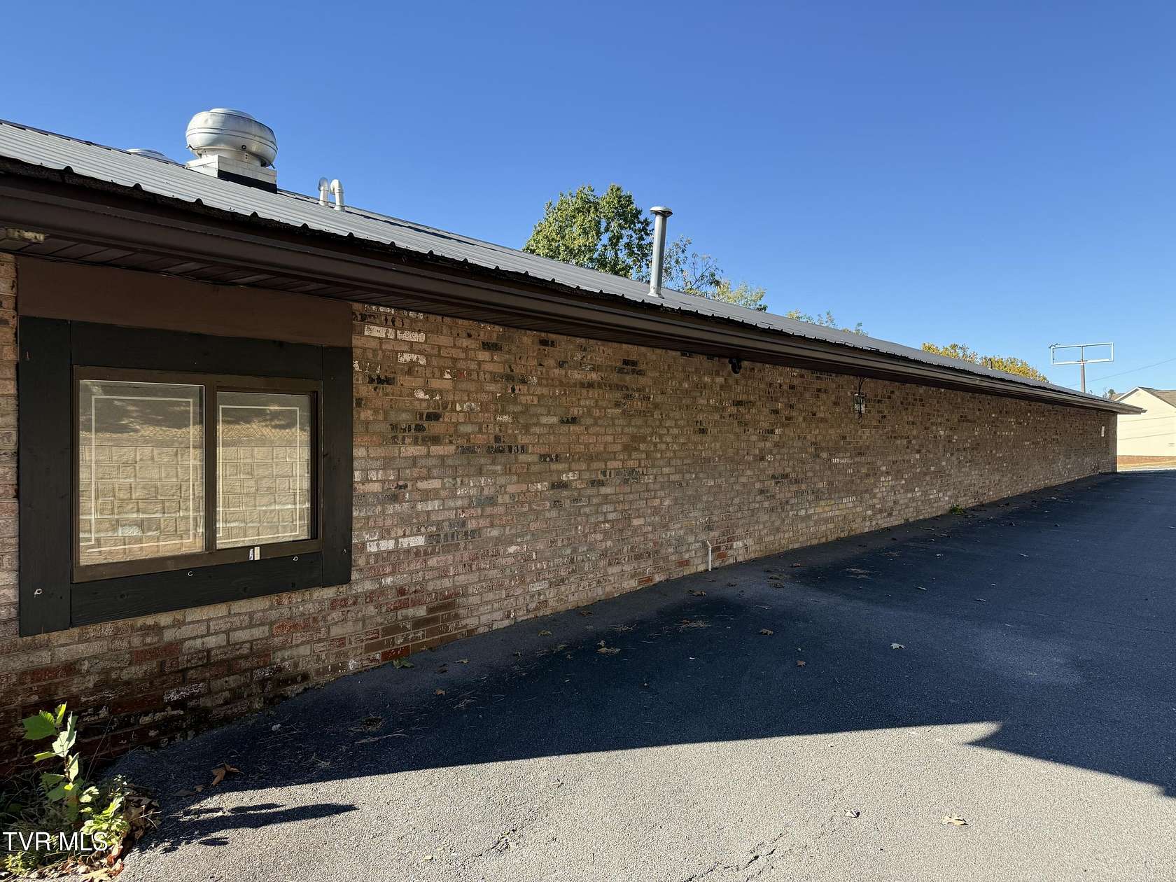 2 Acres of Improved Mixed-Use Land for Sale in Johnson City, Tennessee