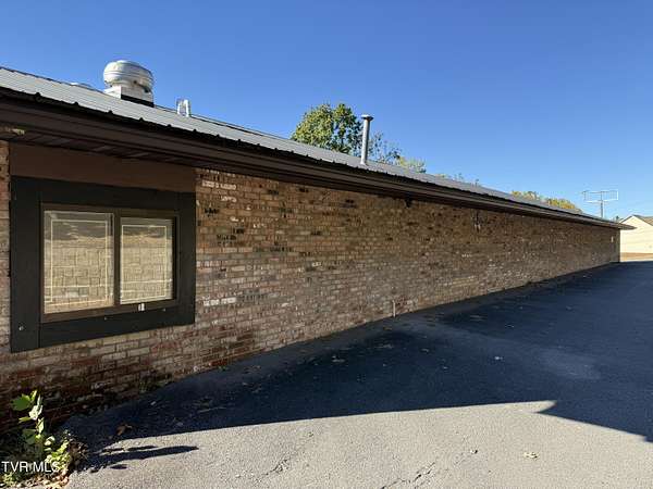 2 Acres of Improved Residential Land for Sale in Johnson City, Tennessee