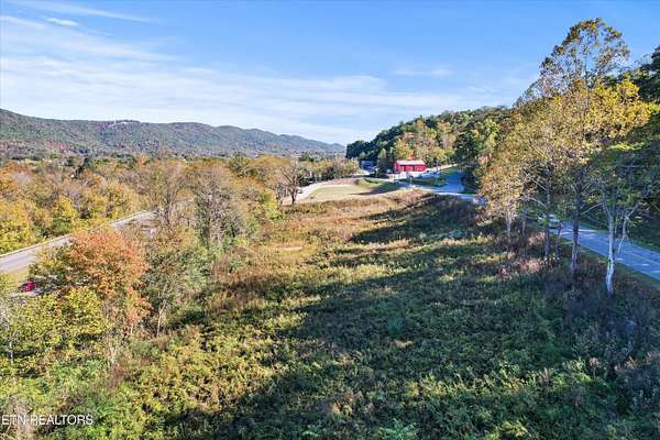0.45 Acres of Mixed-Use Land for Sale in Jacksboro, Tennessee