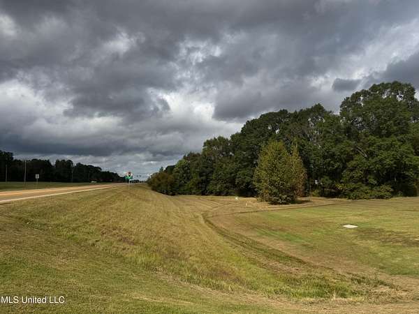 0.5 Acres of Land for Sale in Brandon, Mississippi