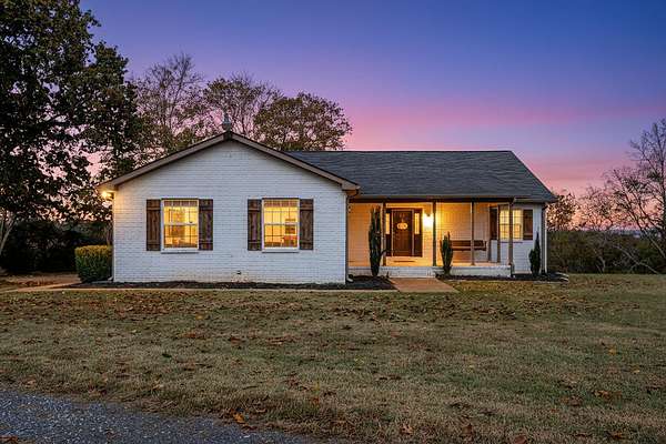 8.8 Acres of Residential Land with Home for Sale in Harrison, Tennessee