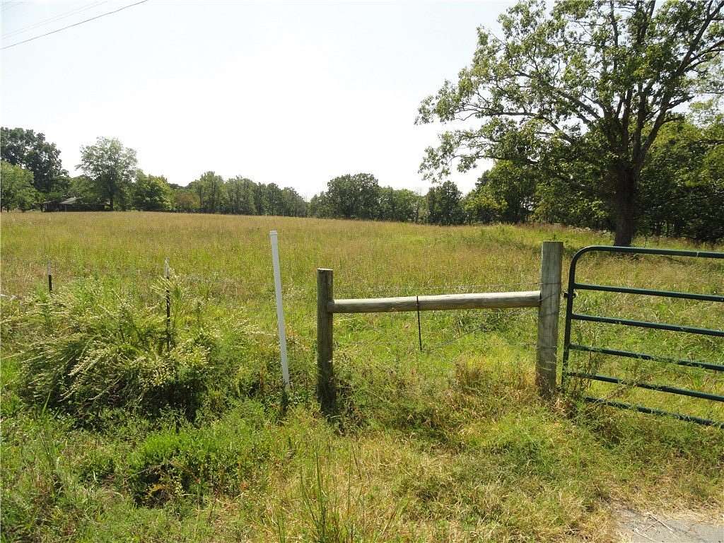 10 Acres of Land for Sale in Clinton, Arkansas