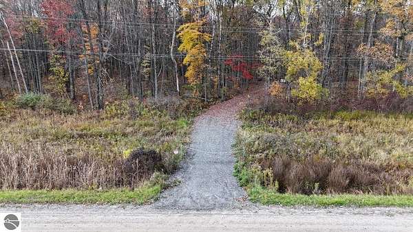 10 Acres of Recreational Land for Sale in St. Louis, Michigan