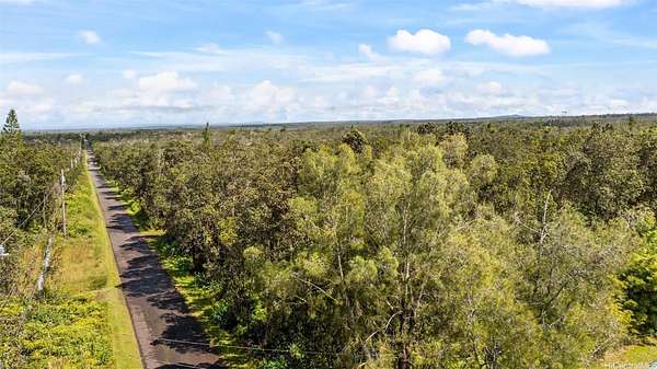 10,000 Acres of Recreational Land for Sale in Volcano, Hawaii