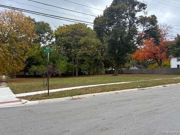 0.33 Acres of Residential Land for Sale in Port Huron, Michigan