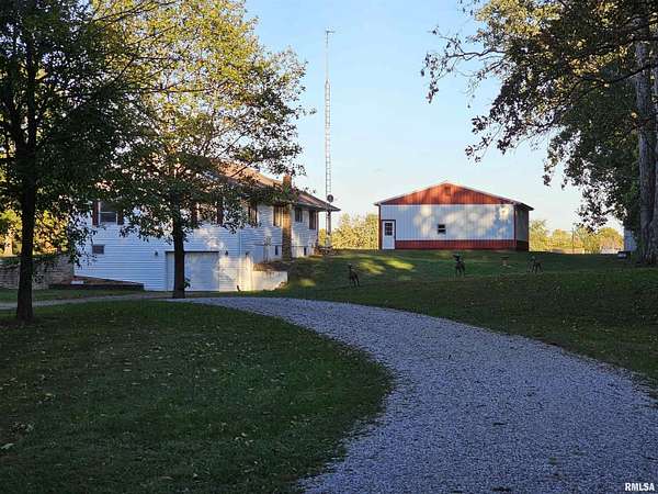 5 Acres of Residential Land with Home for Sale in Wayne City, Illinois