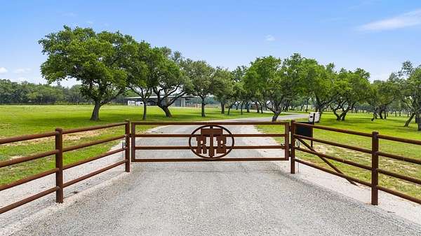 134 Acres of Agricultural & Residential Land for Sale in Johnson City, Texas