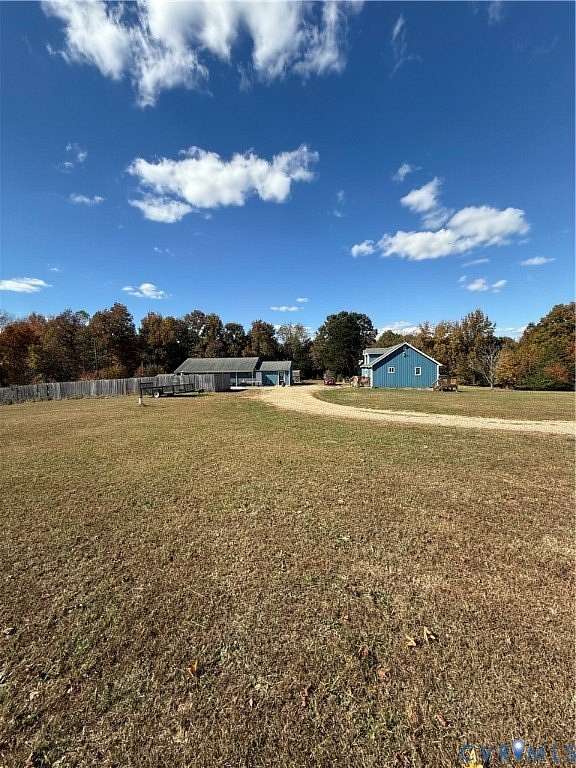 5.5 Acres of Residential Land with Home for Sale in Cartersville, Virginia