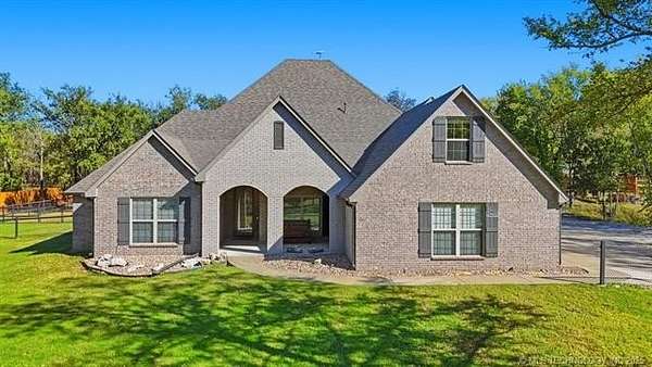 2.5 Acres of Residential Land with Home for Sale in Claremore, Oklahoma