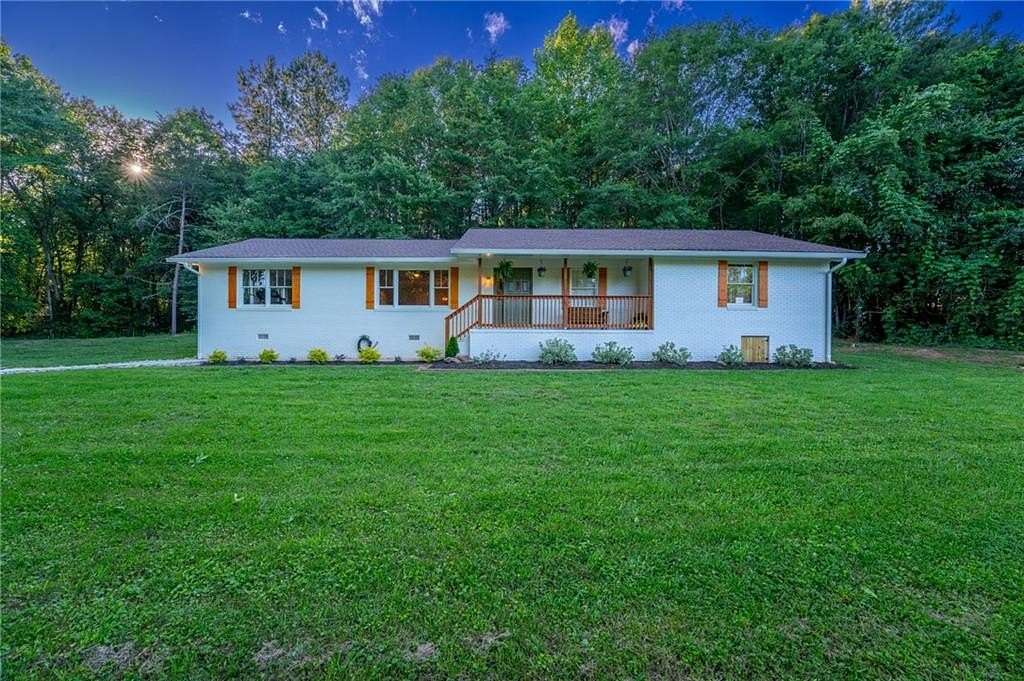 6.79 Acres of Residential Land with Home for Sale in Mount Airy, Georgia