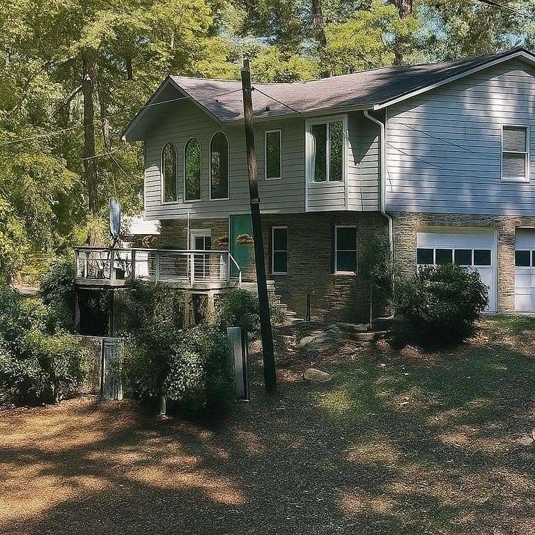 2.25 Acres of Residential Land with Home for Sale in Mableton, Georgia