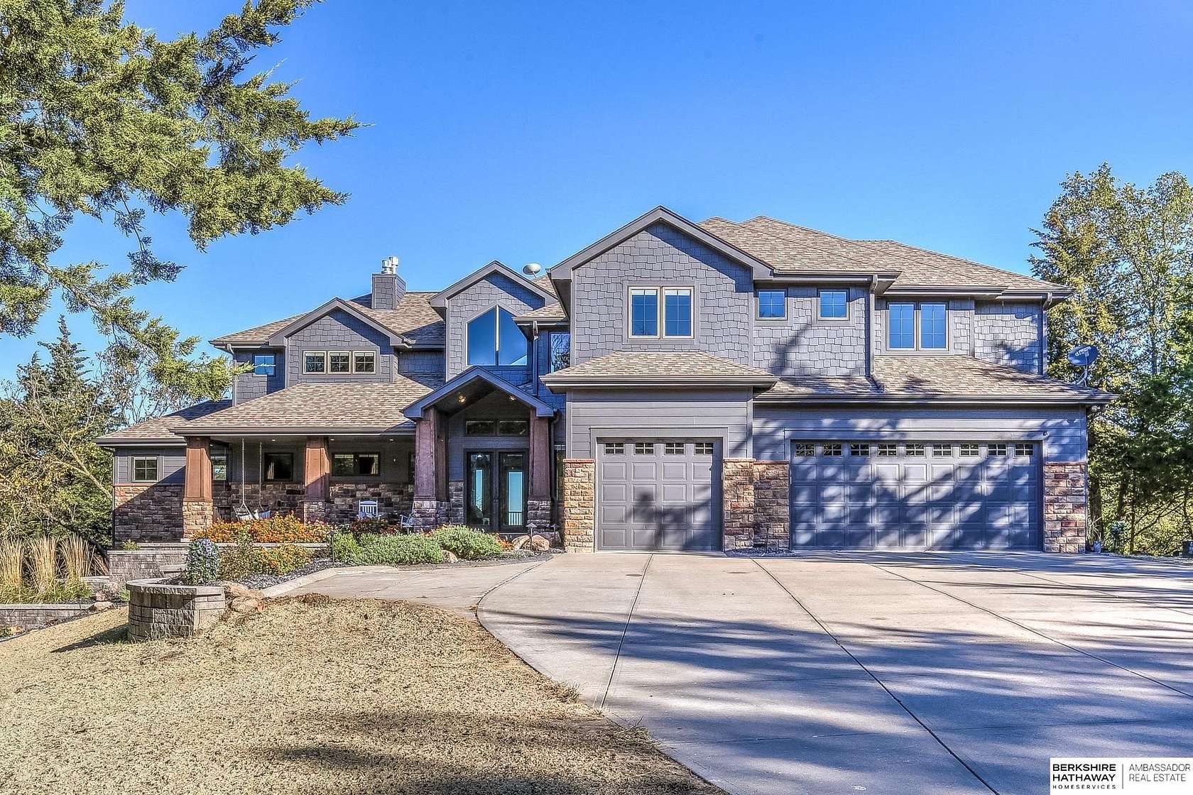 5.7 Acres of Residential Land with Home for Sale in Louisville, Nebraska