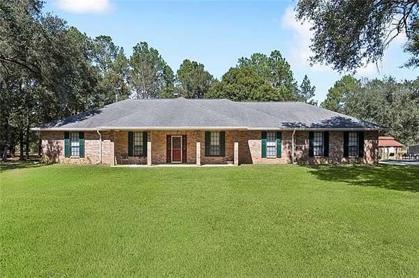5 Acres of Residential Land with Home for Sale in Covington, Louisiana