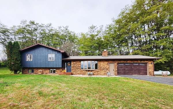 2.86 Acres of Residential Land with Home for Sale in Elroy, Wisconsin