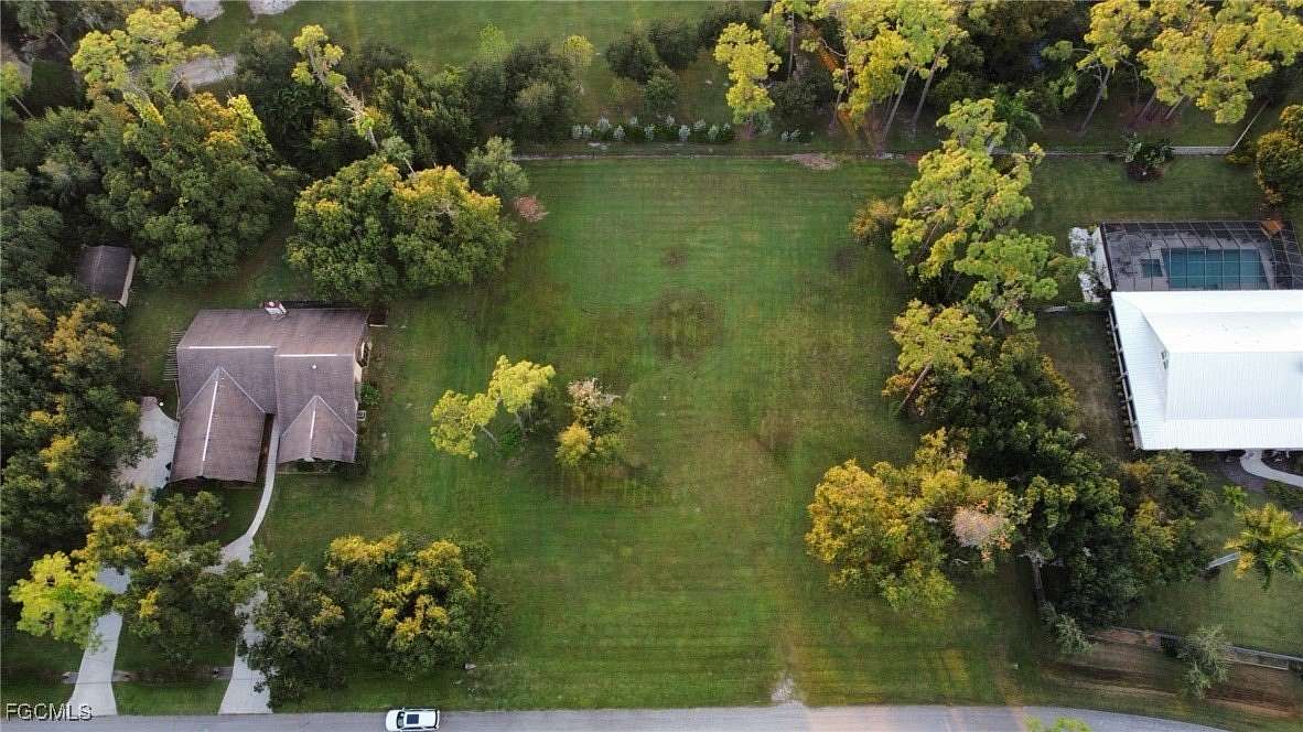 1.1 Acres of Residential Land for Sale in Alva, Florida