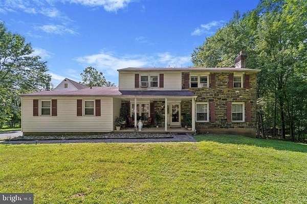 2.45 Acres of Residential Land with Home for Sale in Media, Pennsylvania