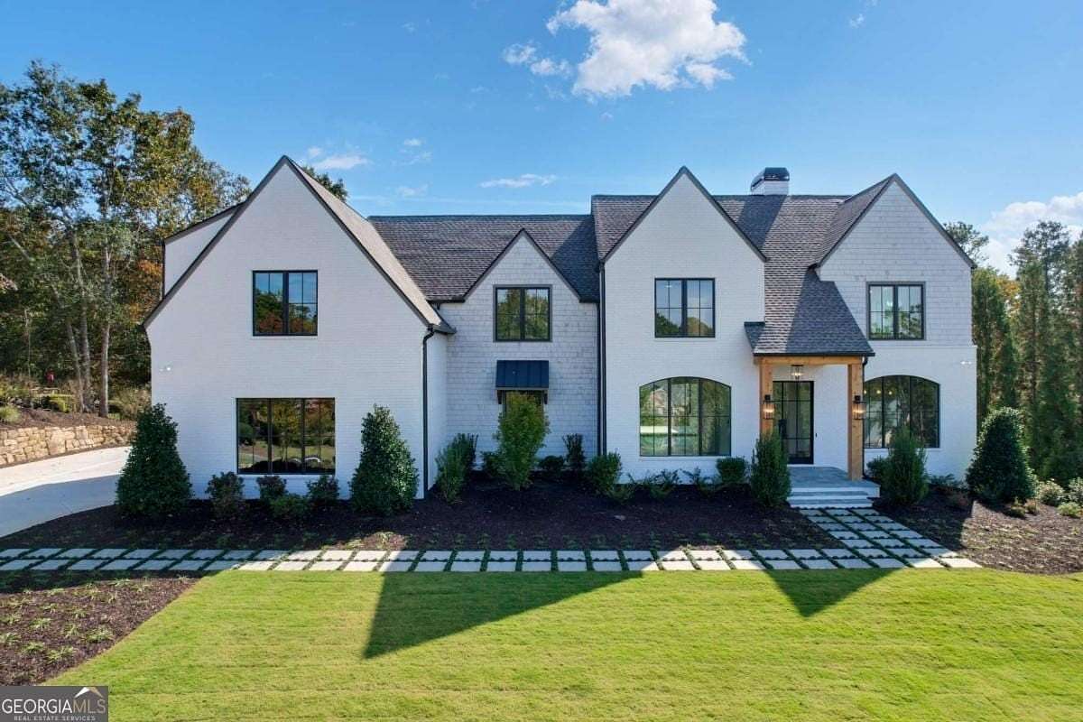 1.52 Acres of Residential Land with Home for Sale in Roswell, Georgia