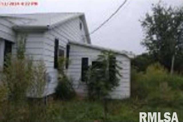 3.7 Acres of Residential Land with Home for Sale in Ava, Illinois