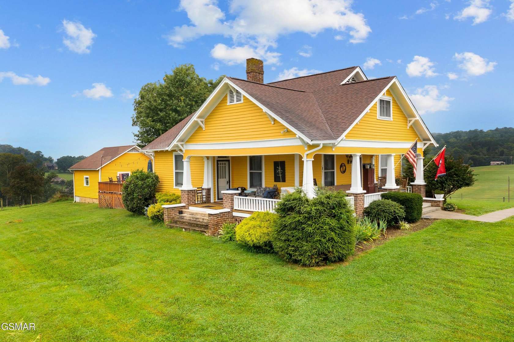 1.65 Acres of Residential Land with Home for Sale in Dandridge, Tennessee