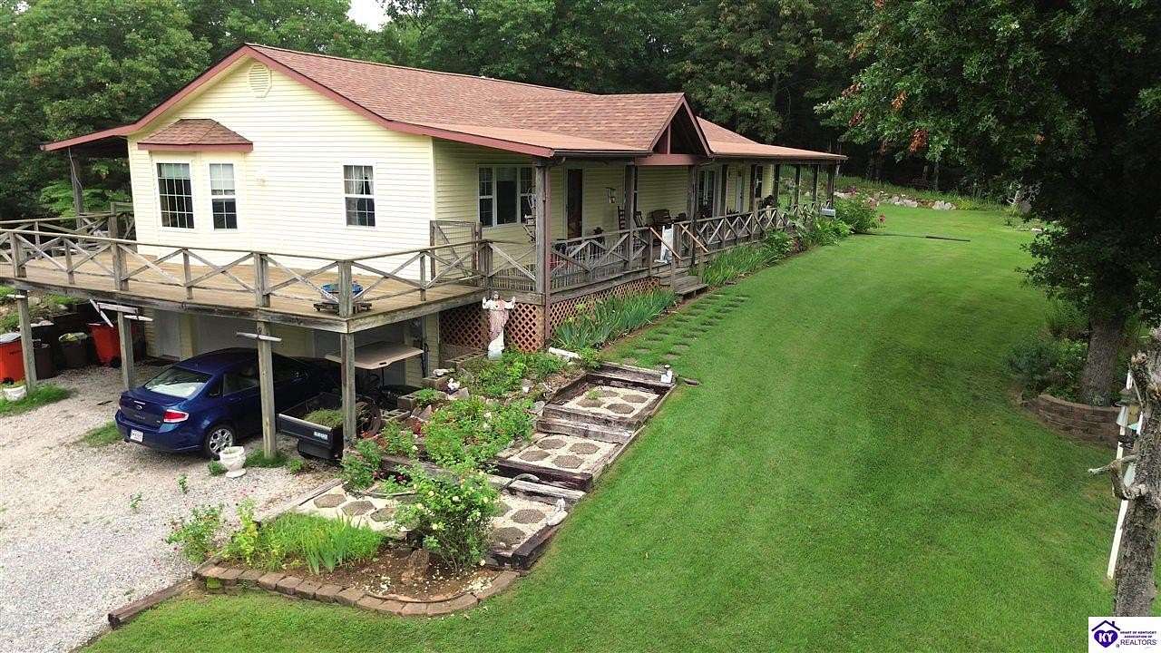 45.3 Acres of Land with Home for Sale in Cecilia, Kentucky