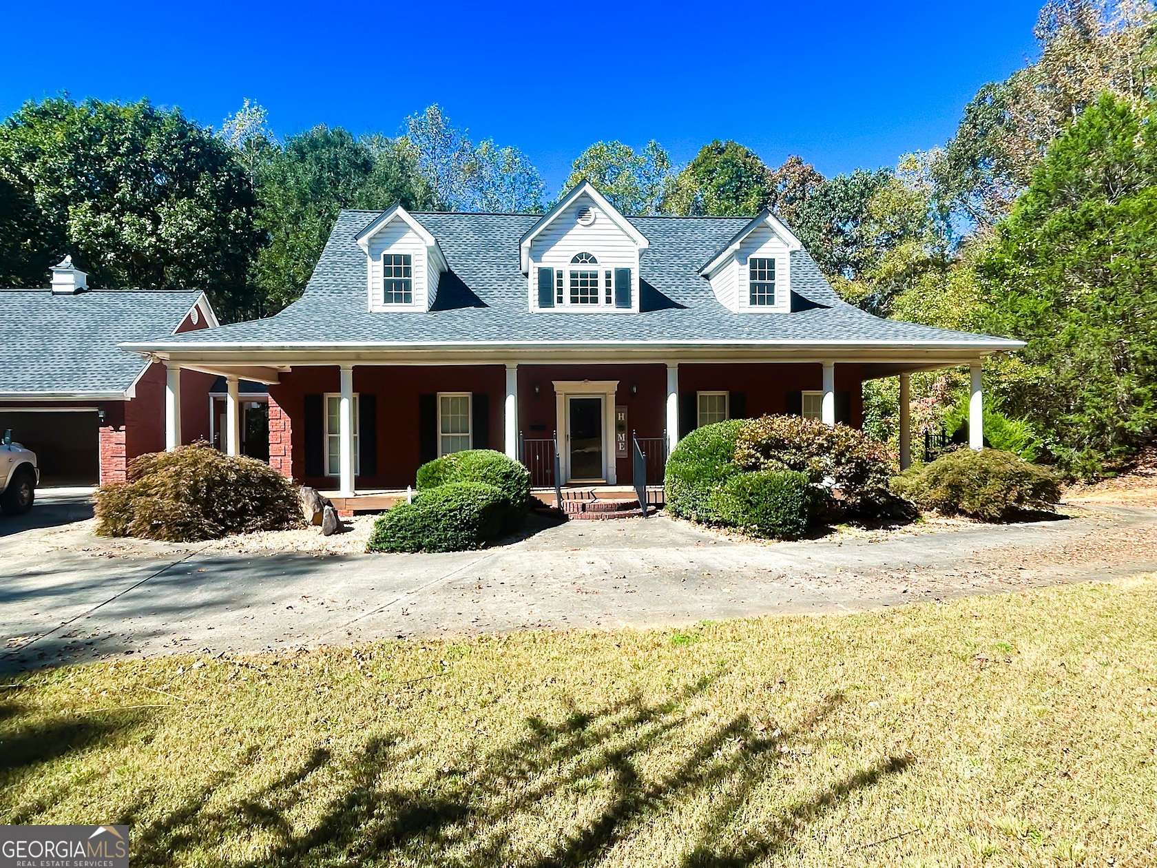 8.47 Acres of Residential Land with Home for Sale in Dallas, Georgia