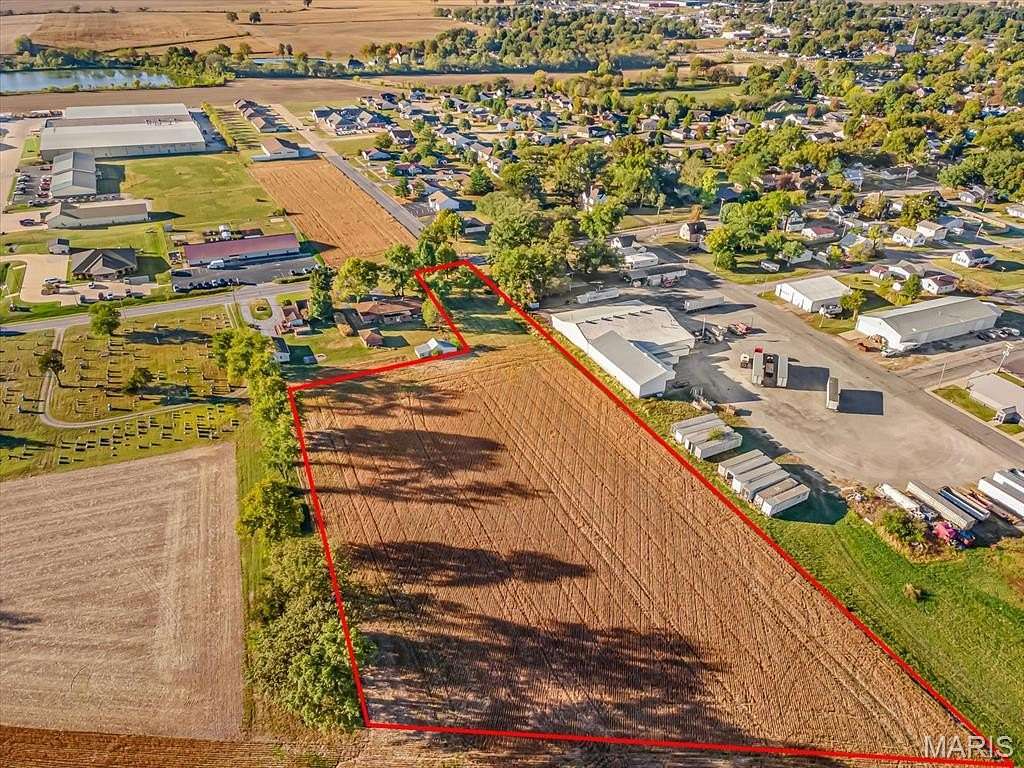 3.82 Acres of Mixed-Use Land for Sale in Red Bud, Illinois