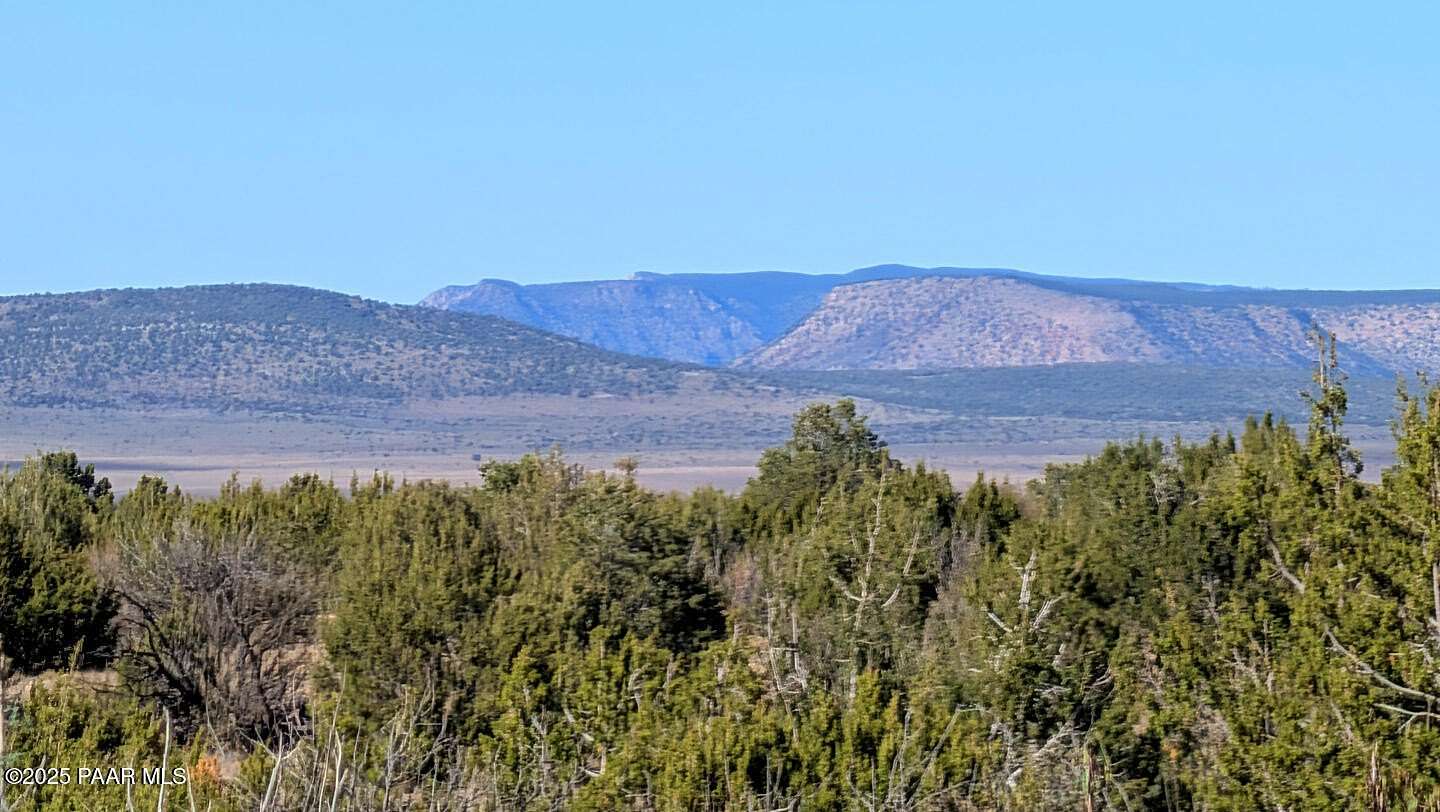 40 Acres of Recreational Land for Sale in Seligman, Arizona