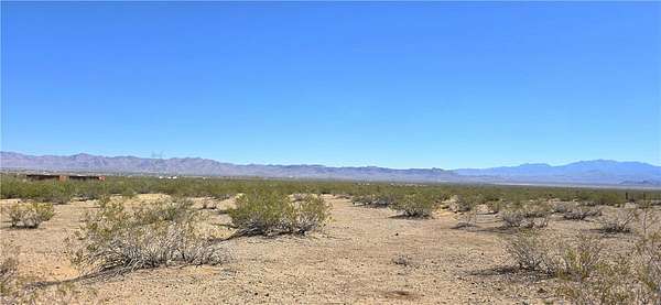 2.35 Acres of Residential Land for Sale in Golden Valley, Arizona