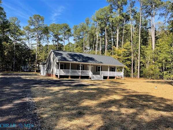 1.55 Acres of Residential Land with Home for Sale in Gloucester, Virginia