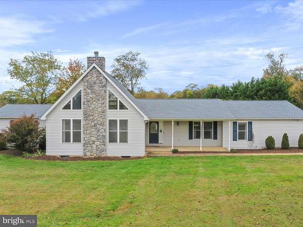 2.16 Acres of Residential Land with Home for Sale in Inwood, West Virginia