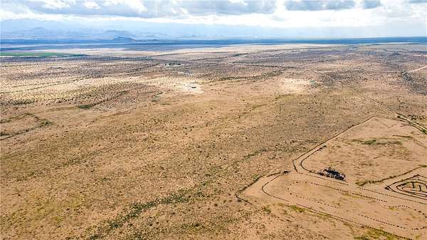 20 Acres of Recreational Land for Sale in Golden Valley, Arizona