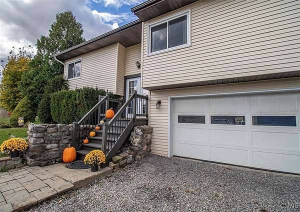 2 Acres of Residential Land with Home for Sale in Fabius, New York