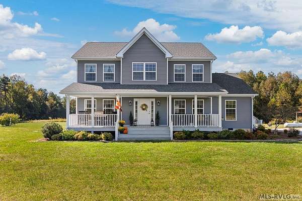 17.3 Acres of Recreational Land with Home for Sale in Kenbridge, Virginia