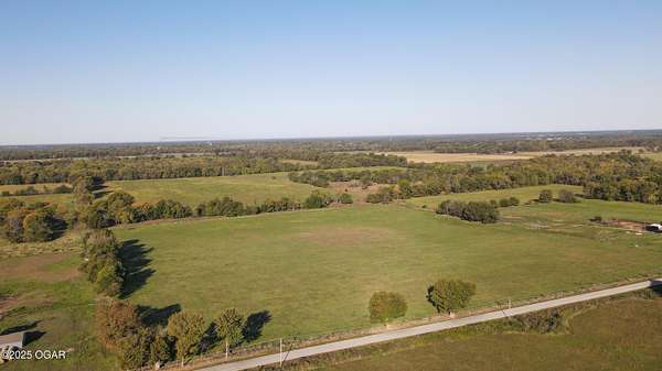 115 Acres of Land for Sale in Carthage, Missouri