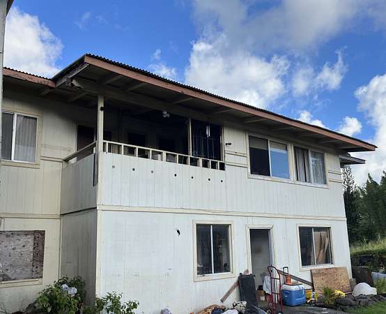 3 Acres of Residential Land with Home for Sale in Mountain View, Hawaii