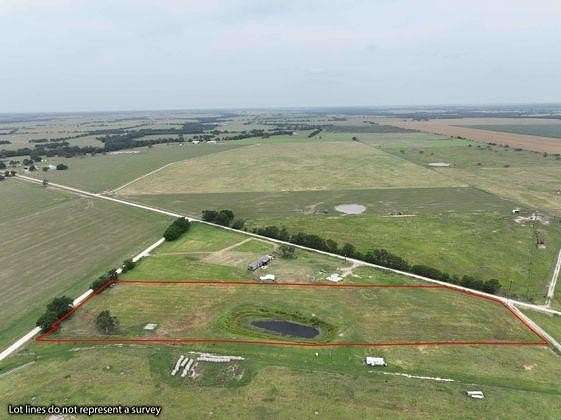 5.16 Acres of Residential Land for Sale in Marlin, Texas