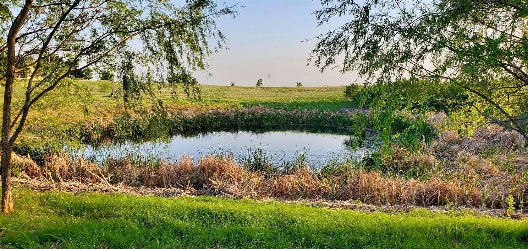 10 Acres of Land for Sale in Coupland, Texas