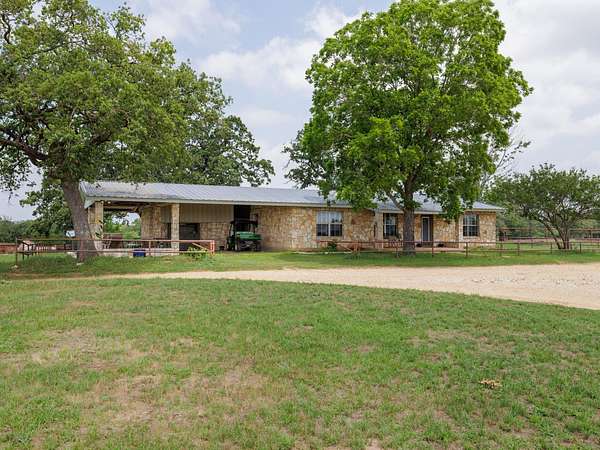 347 Acres of Land with Home for Sale in Rockdale, Texas