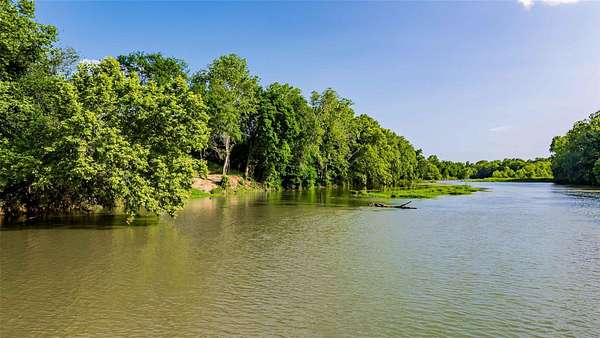 114 Acres of Recreational Land for Sale in Smithville, Texas