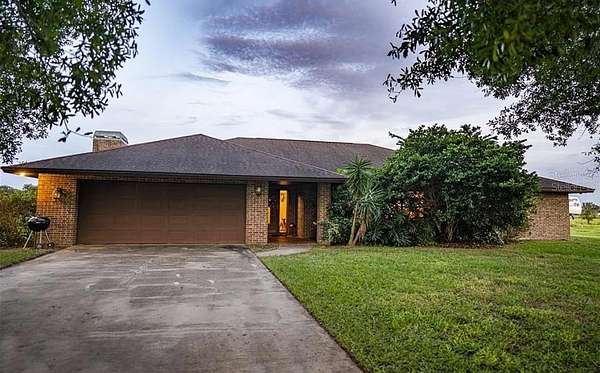 4.74 Acres of Residential Land with Home for Sale in St. Cloud, Florida