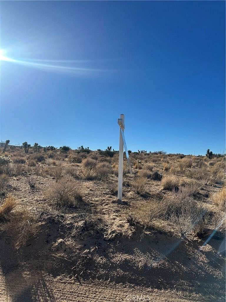 10 Acres of Recreational Land for Sale in Apple Valley, California