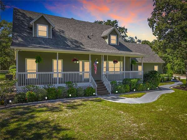 2.58 Acres of Residential Land with Home for Sale in Geneva, Florida