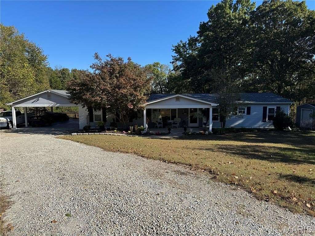 5.4 Acres of Improved Residential Land for Sale in Festus, Missouri