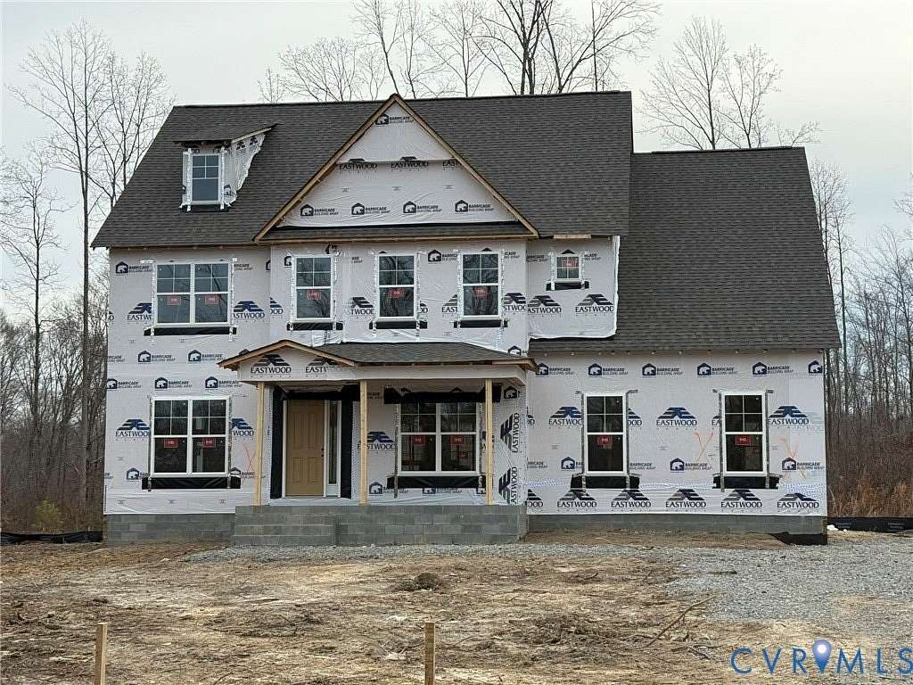 5 Acres of Residential Land with Home for Sale in Mechanicsville, Virginia