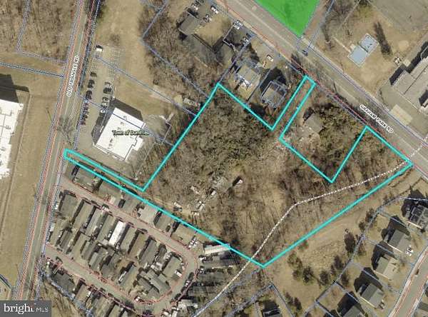 3 Acres of Land for Sale in Triangle, Virginia